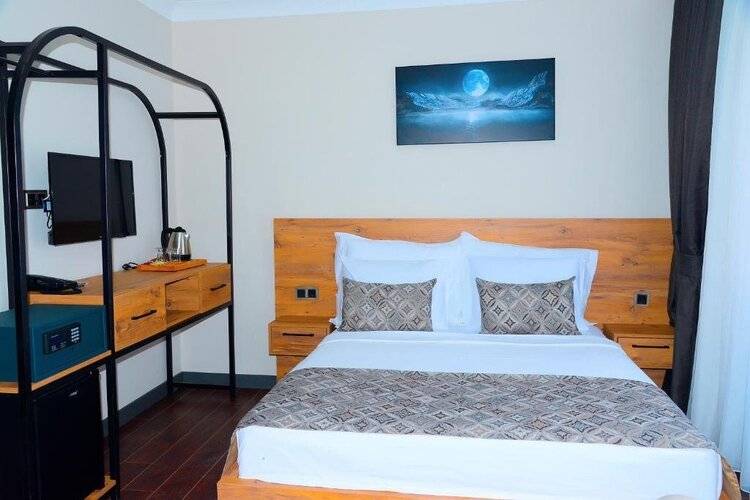 City Moonlight Apart Hotel