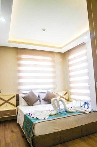 Ale Apartments Hotel