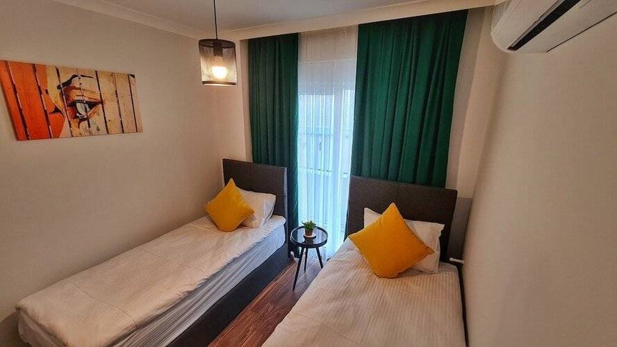 Letstay Sweet Home Apart Hotel