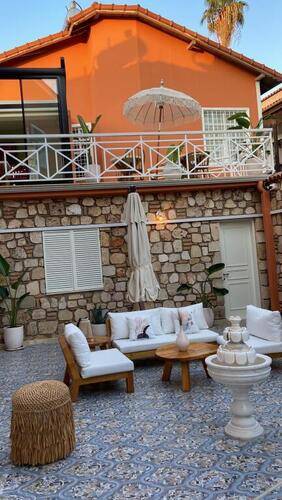 Noas Boutique Hotel
