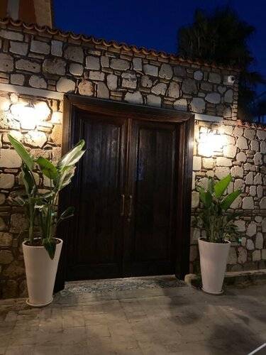 Noas Boutique Hotel