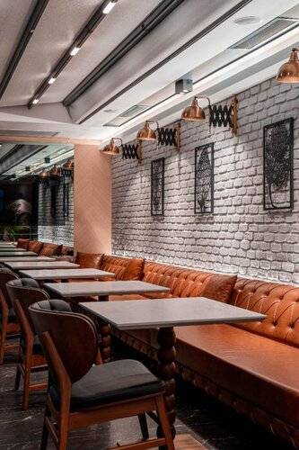 Ni̇ Hotel Lara
