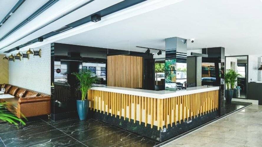 Ni̇ Hotel Lara
