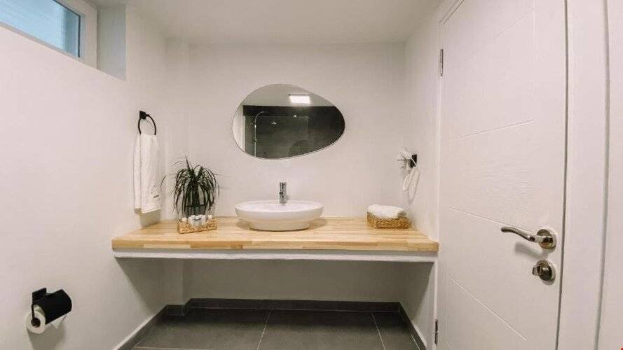 Raw Beach Hotel