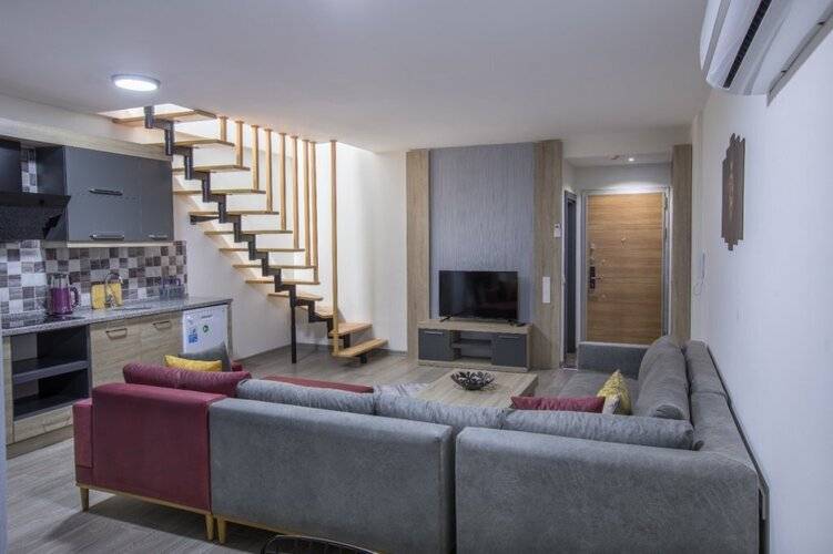 Elanis Suites