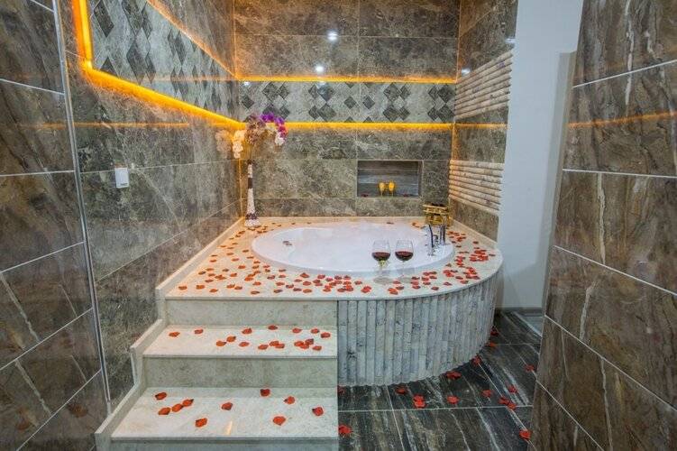 Elanis Suites