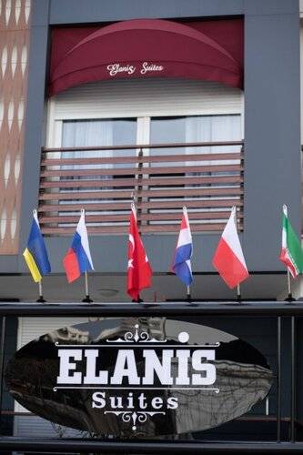 Elanis Suites
