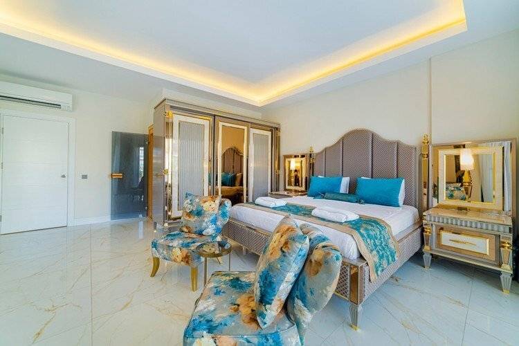 Algora Halal Hotel