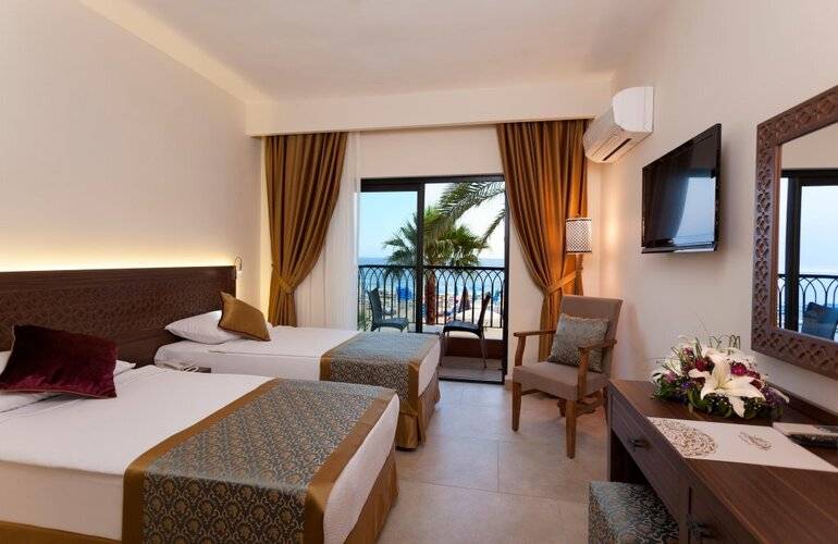 Alaaddin Beach Hotel (Adults Only 18+)
