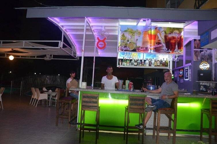 Rose Garden Apart Hotel