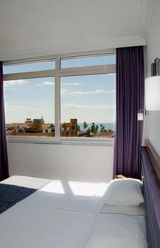 Sealine Hotel