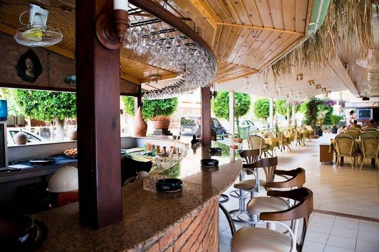 Ada Apart Hotel