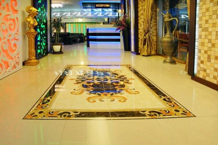 Sea Side Hotel