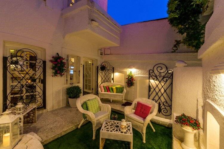 8 Oda Boutique Homes