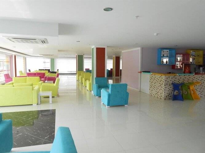 Blue Paradise Side Hotel