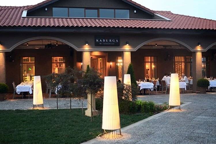 7 Rooms (Adults Only 18+)