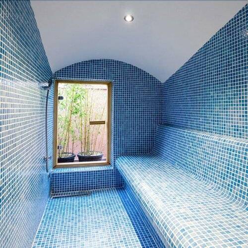 7 Rooms (Adults Only 18+)