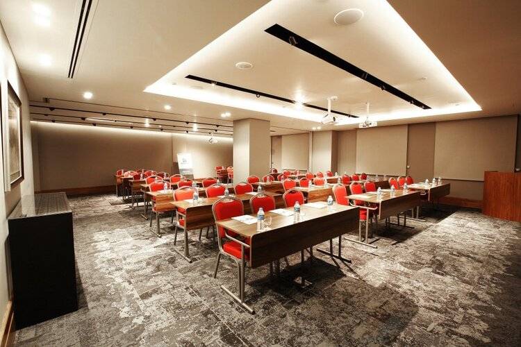 Holiday Inn Bursa - City Centre, An Ihg Hotel