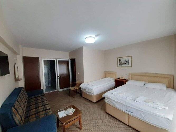 Hotel Cesmeli