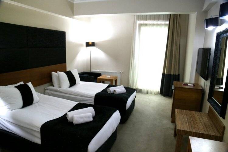 Lion City Hotel