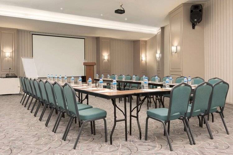 Ramada By Wyndham Bursa Nilufer