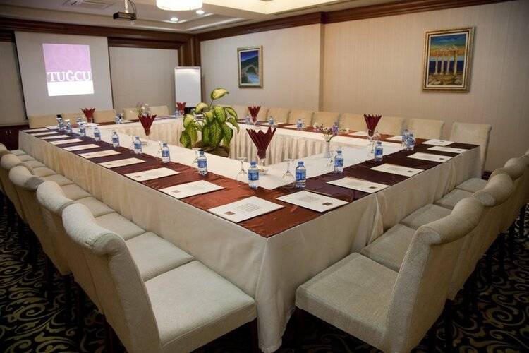 Tuğcu Hotel Select
