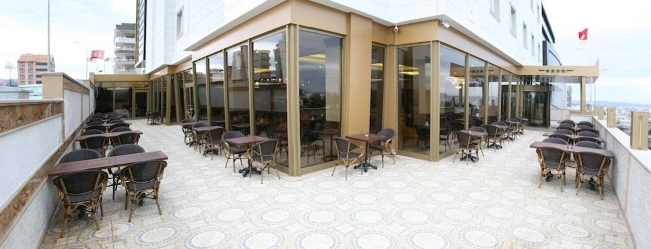 Adranos Hotel