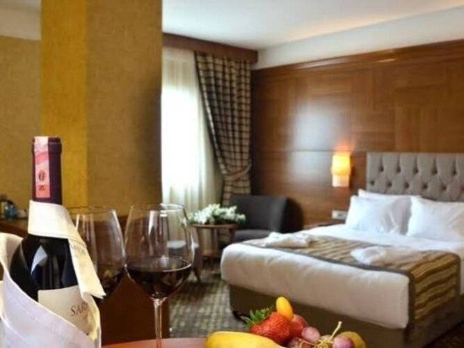 Adranos Hotel