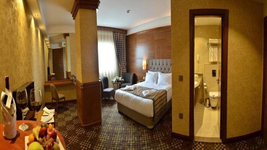 Adranos Hotel