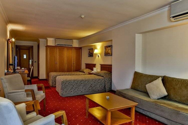 Central Hotel