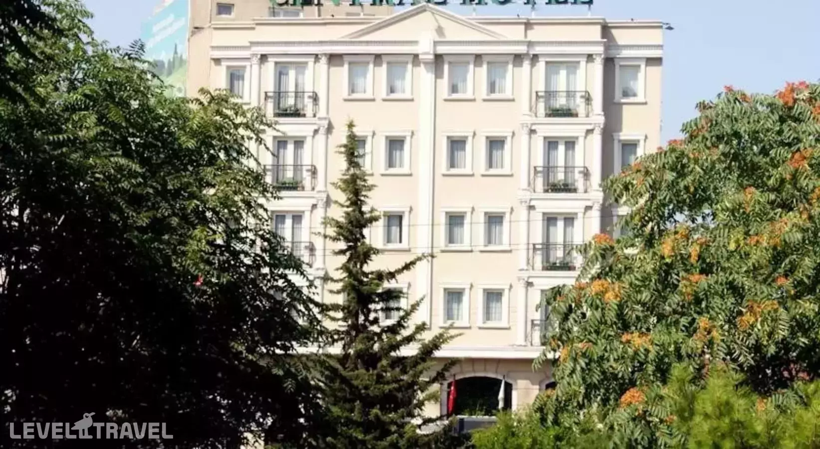 Central Hotel