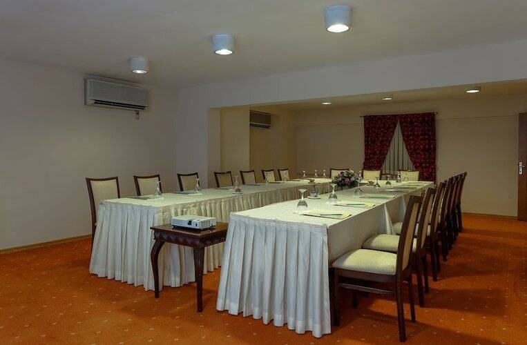 Central Hotel