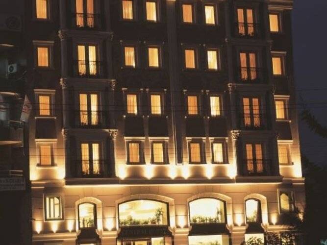 Central Hotel