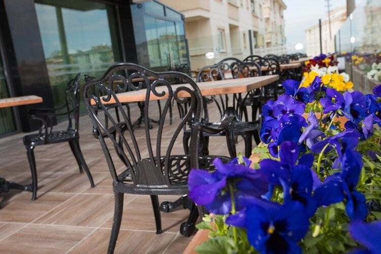 Guler Park Hotel