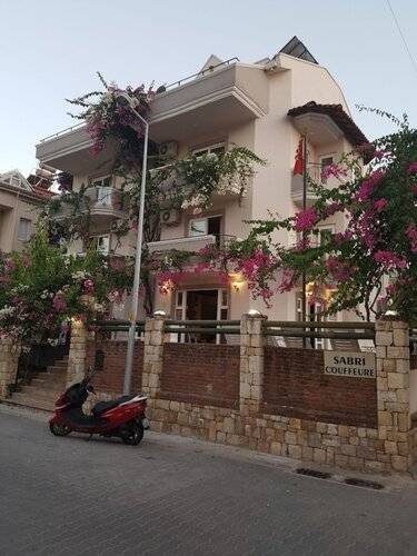 Selenya Apart Hotel