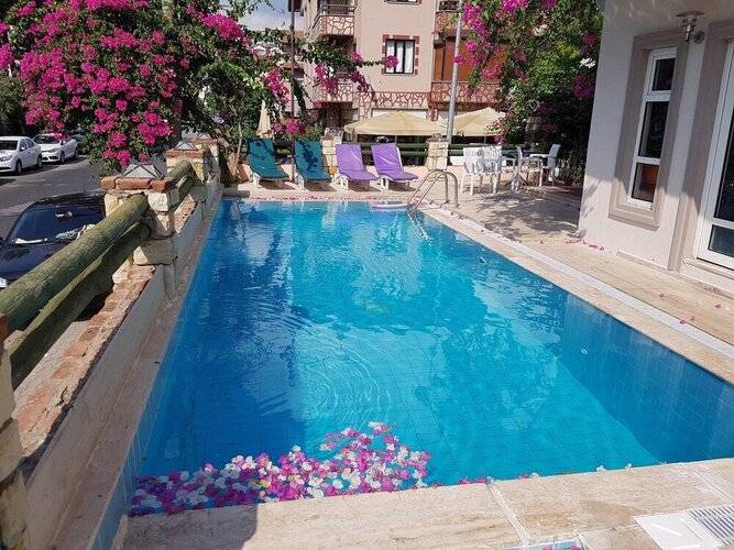 Selenya Apart Hotel