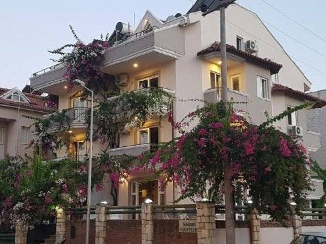 Selenya Apart Hotel