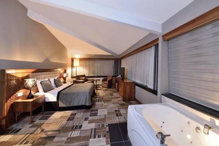 Tiara Thermal & Spa Hotel