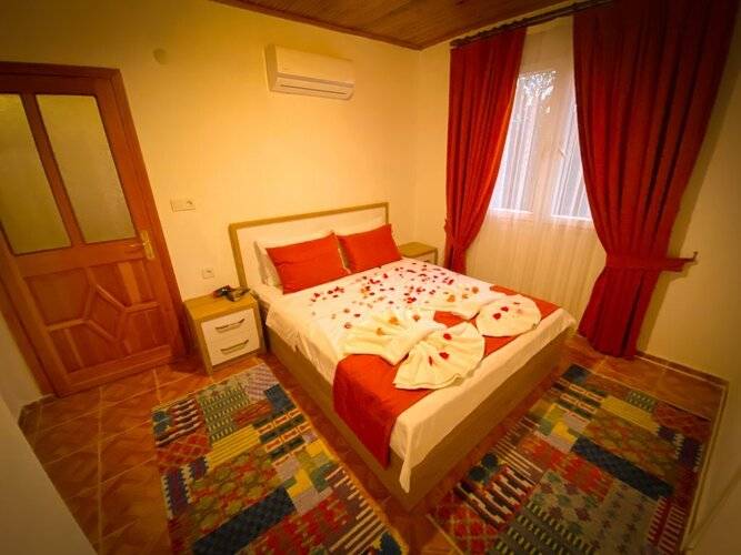 Lumos Homes Boutique Hotel