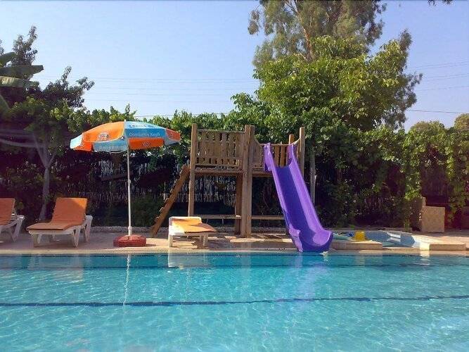 Alis Hotel