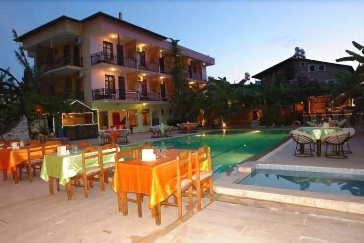 Alis Hotel