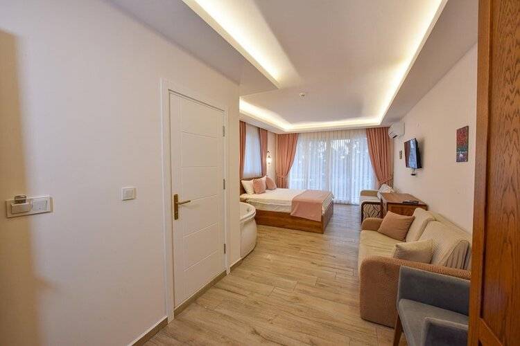 Infinity Ruby Hotel