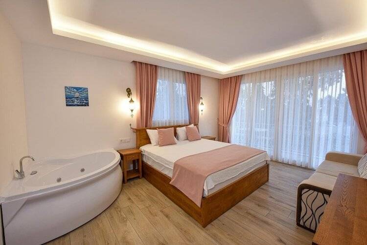 Infinity Ruby Hotel