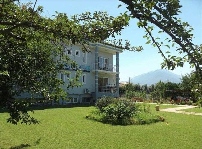 Poseidon Apart Hotel
