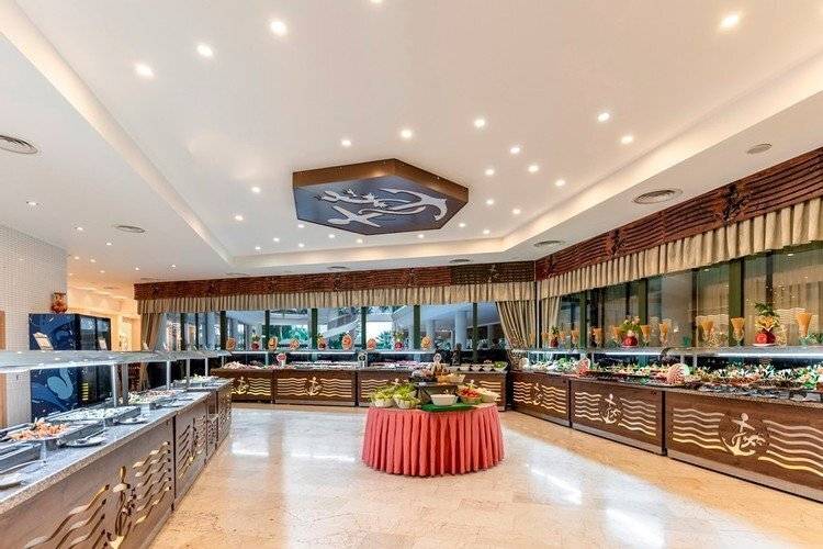 Lancora Beach Hotel