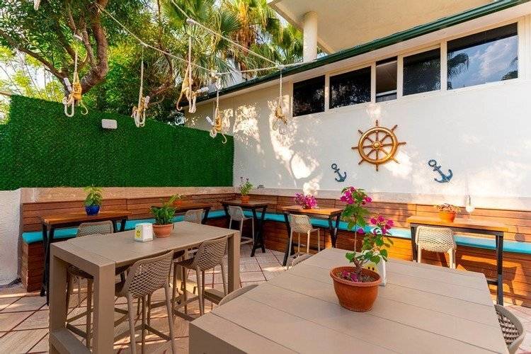 Lancora Beach Hotel