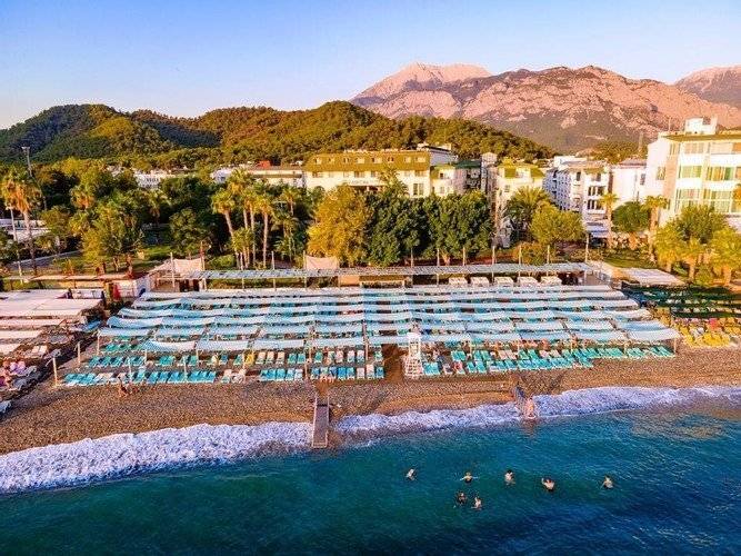 Lancora Beach Hotel