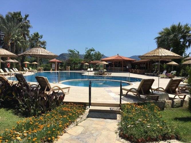 Asur Hotel & Aparts & Villas