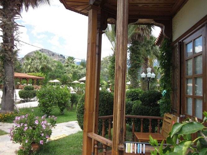 Asur Hotel & Aparts & Villas
