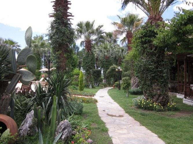 Asur Hotel & Aparts & Villas